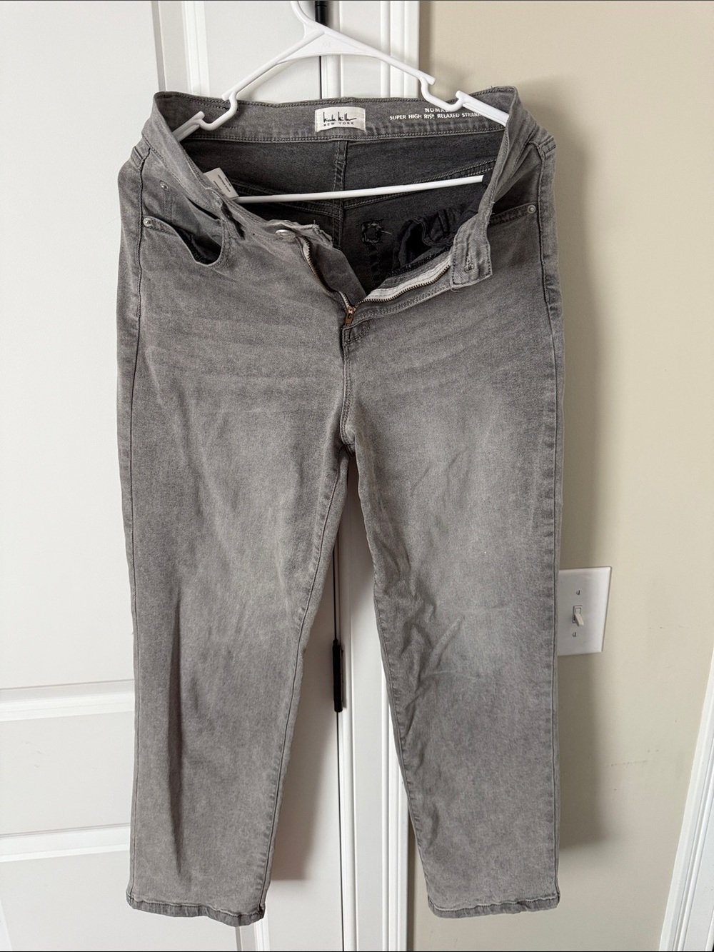 Lee Women’s ankle Straight Leg Jeans — Gray Wash
